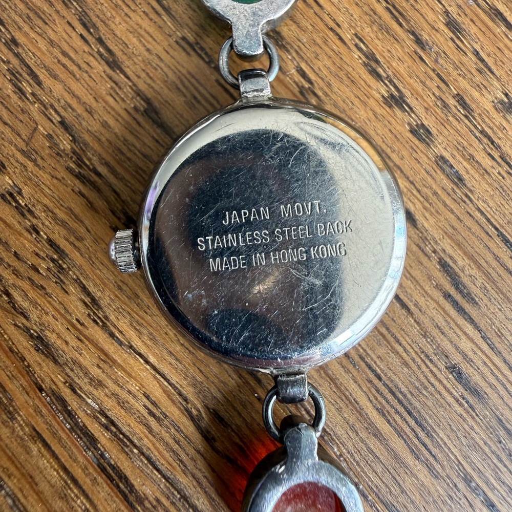 Vintage Scarab Gemstone Women's Watch - Picture 4 of 4